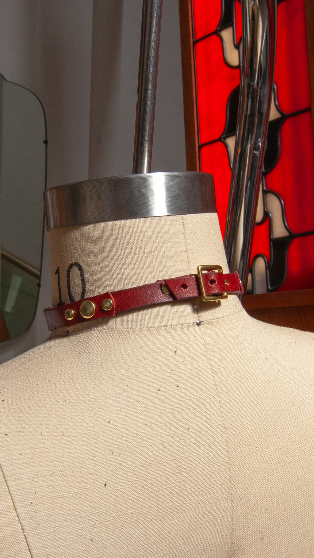 Oxblood Daily Devotion Collar